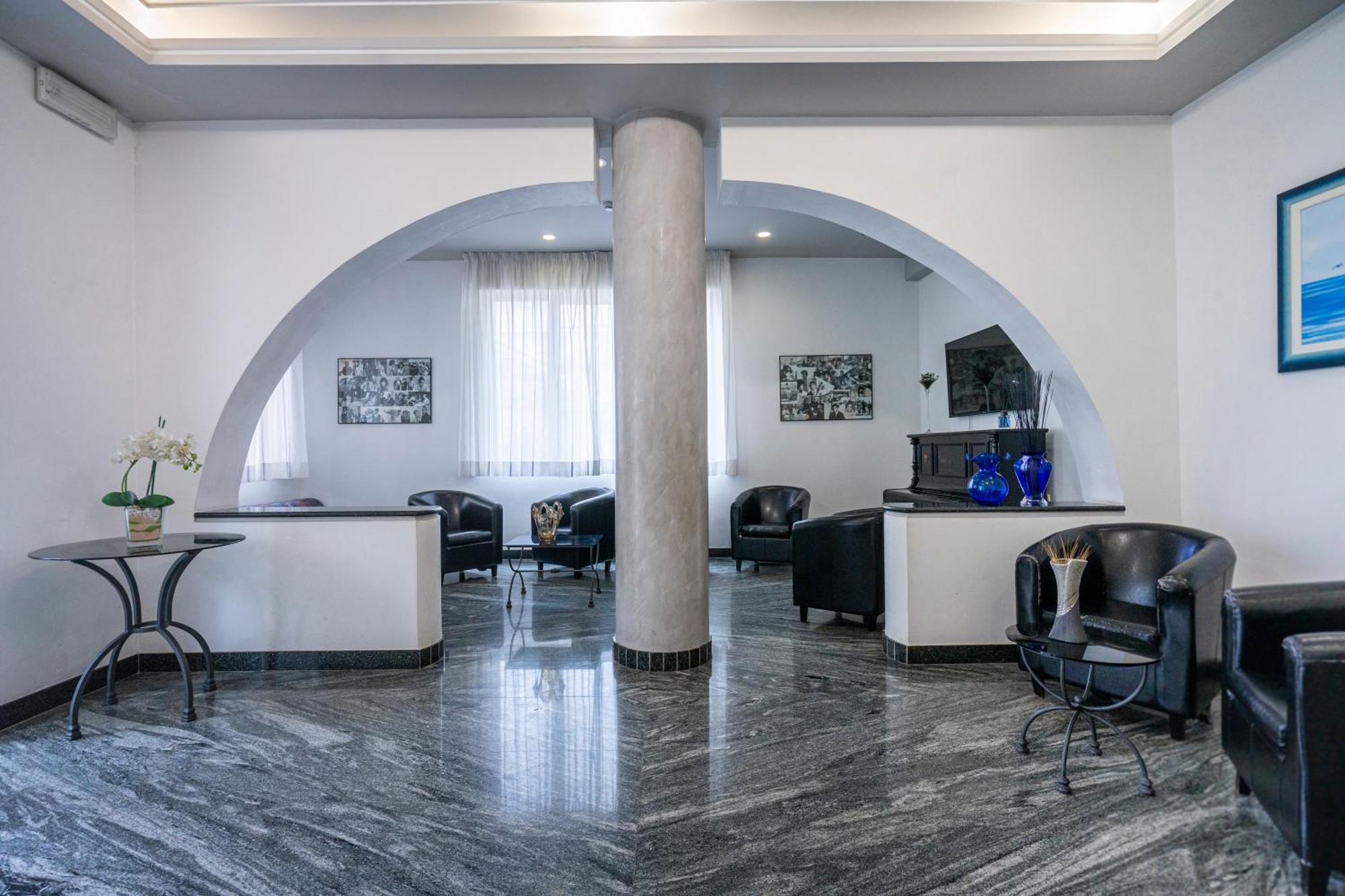 Hotel Della Motta Белларія-Іджеа-Марина Екстер'єр фото