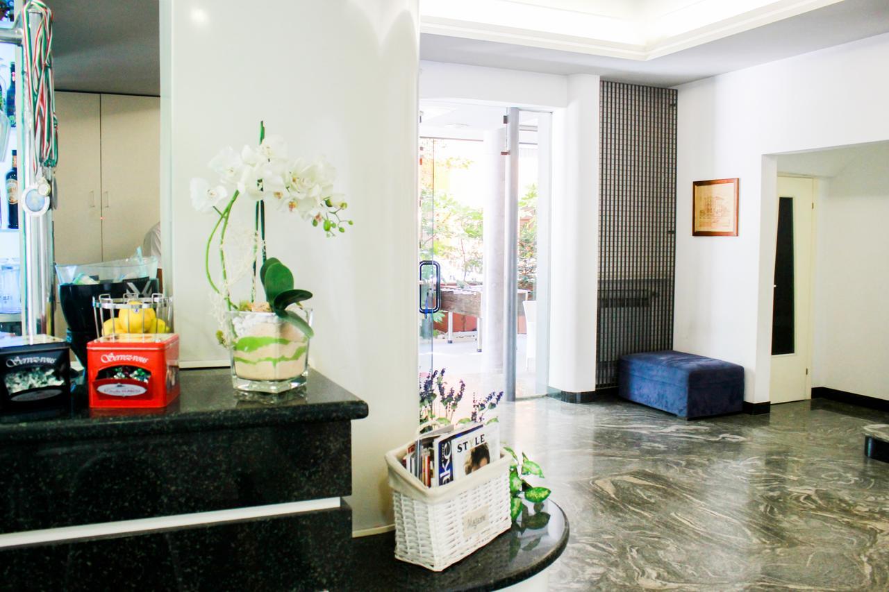 Hotel Della Motta Белларія-Іджеа-Марина Екстер'єр фото